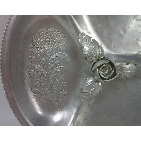 Vintage Trade Continental Hand Wrought Chrysanthemum 729 Relish Server Dish 9 In - Picture 4 of 6